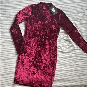 Elegant Velvet Dress in Rich Pink